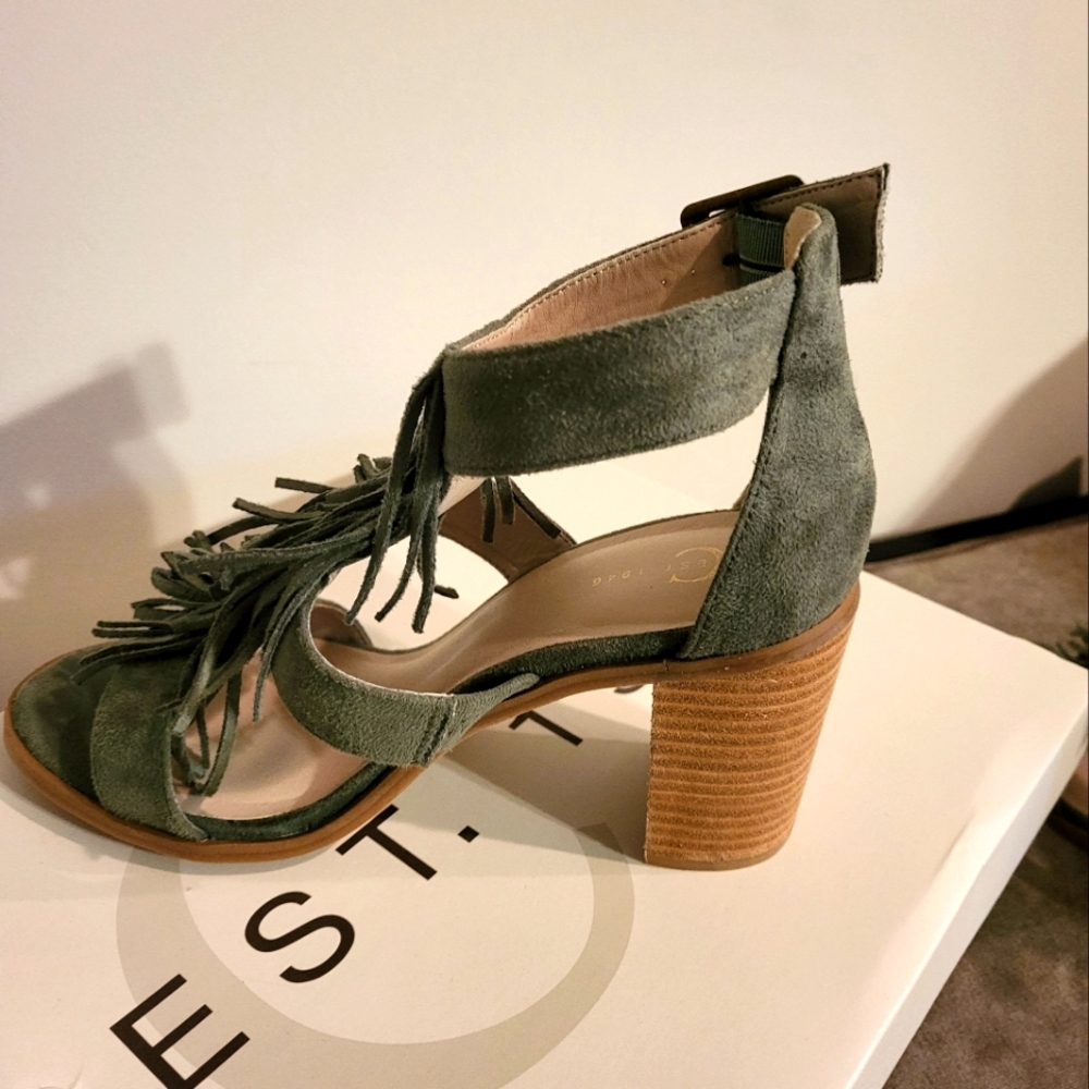 Faux Suede Sandal, Sz 8